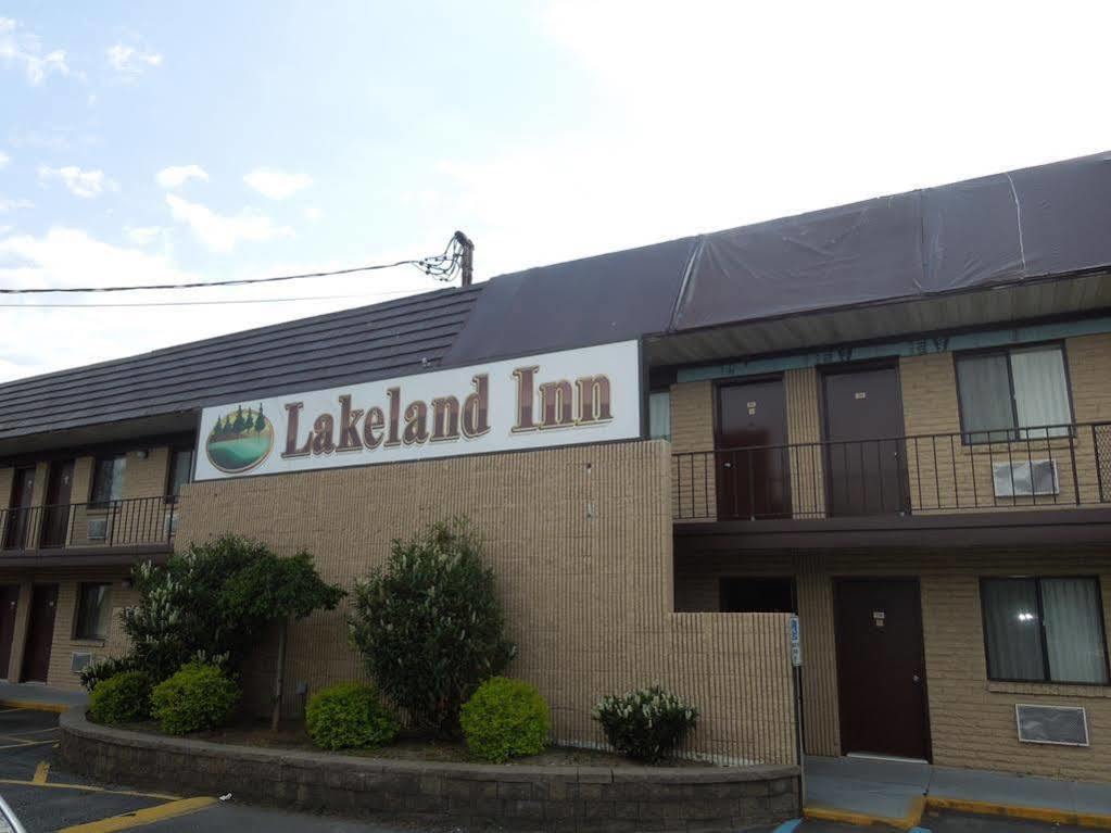 Lakeland Inn - Bohemia Exterior foto